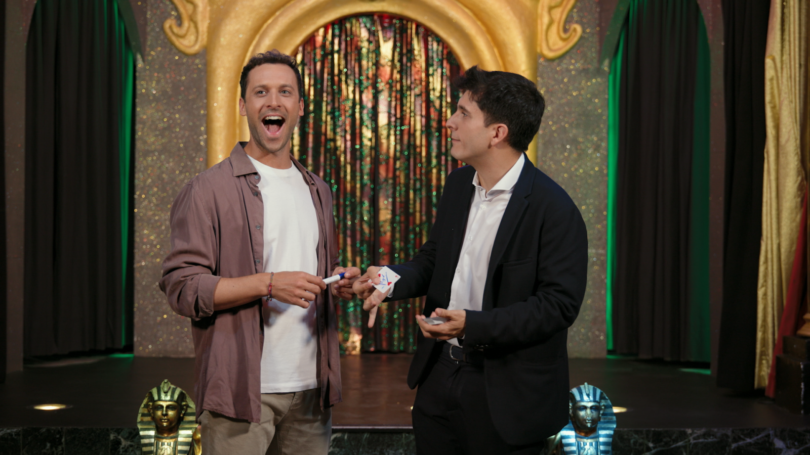 Curioseando T2 - Programa 3: La magia o... ¡La ciencia! - Ver ahora