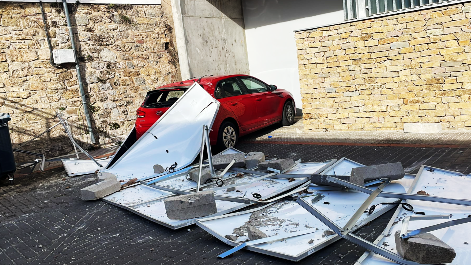 L'Informatiu de la Comunitat Valenciana 1 - 27/01/25 | Ver