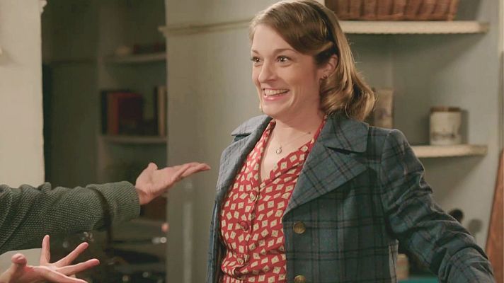 Salón de té La Moderna - Marcelina llega de visita a Madrid