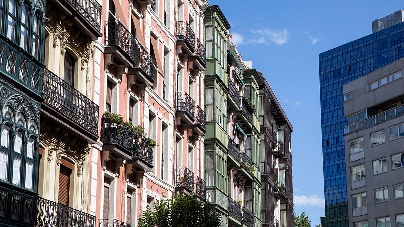 Canon a viviendas vacías: Azpeitia, el primer Ayuntamiento vasco en cobrarlo - Telediario 1 | Ver