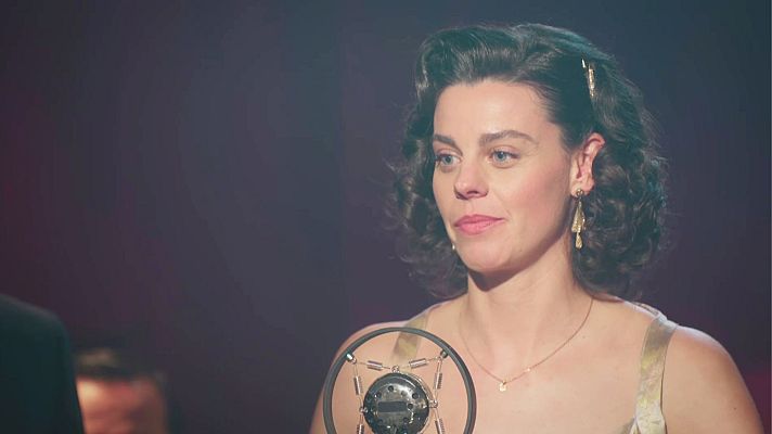 Salón de té La Moderna - Mercedes inaugura el Madrid Cabaret con el apoyo de Iván