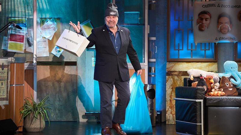 La Revuelta | Resines ha venido a hacer promo a su casa 30/1/25 - La Revuelta | Ver