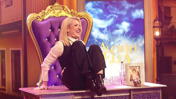 Al cielo con ella - Karina y Asaari Bibang, invitadas al nuevo programa de 'Al cielo con ella'