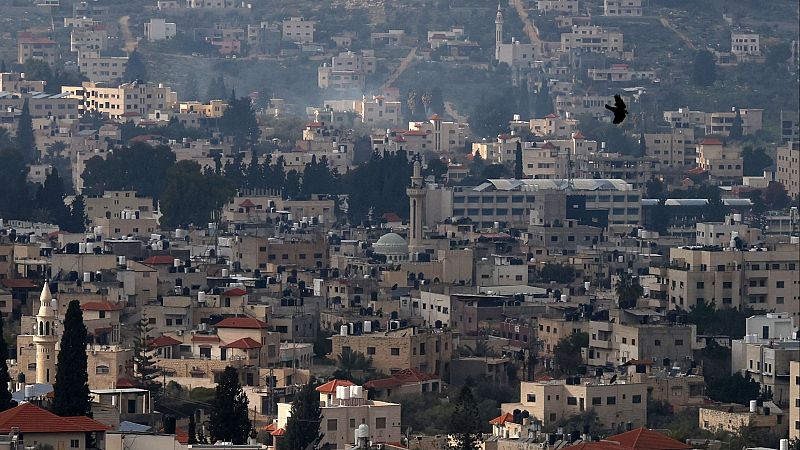 La incursión israelí en Cisjordania deja a un menor muerto - Telediario 1 | Ver