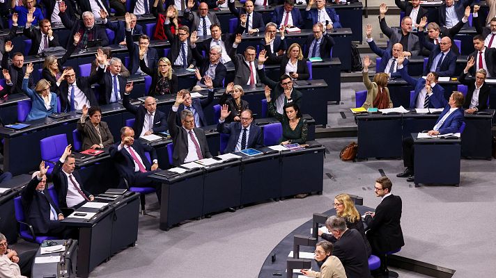 Telediario 2 - Alemania frena la ley de la CDU para restringir la migración apoyada por la ultraderecha