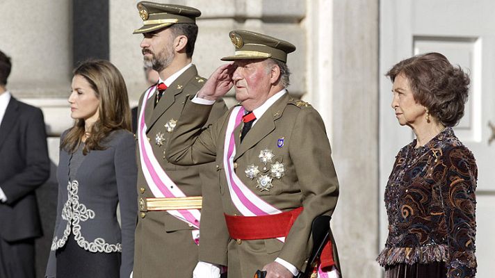 Informativo 24h - El rey pide esfuerzos a los militares frente a la crisis que amenaza la seguridad