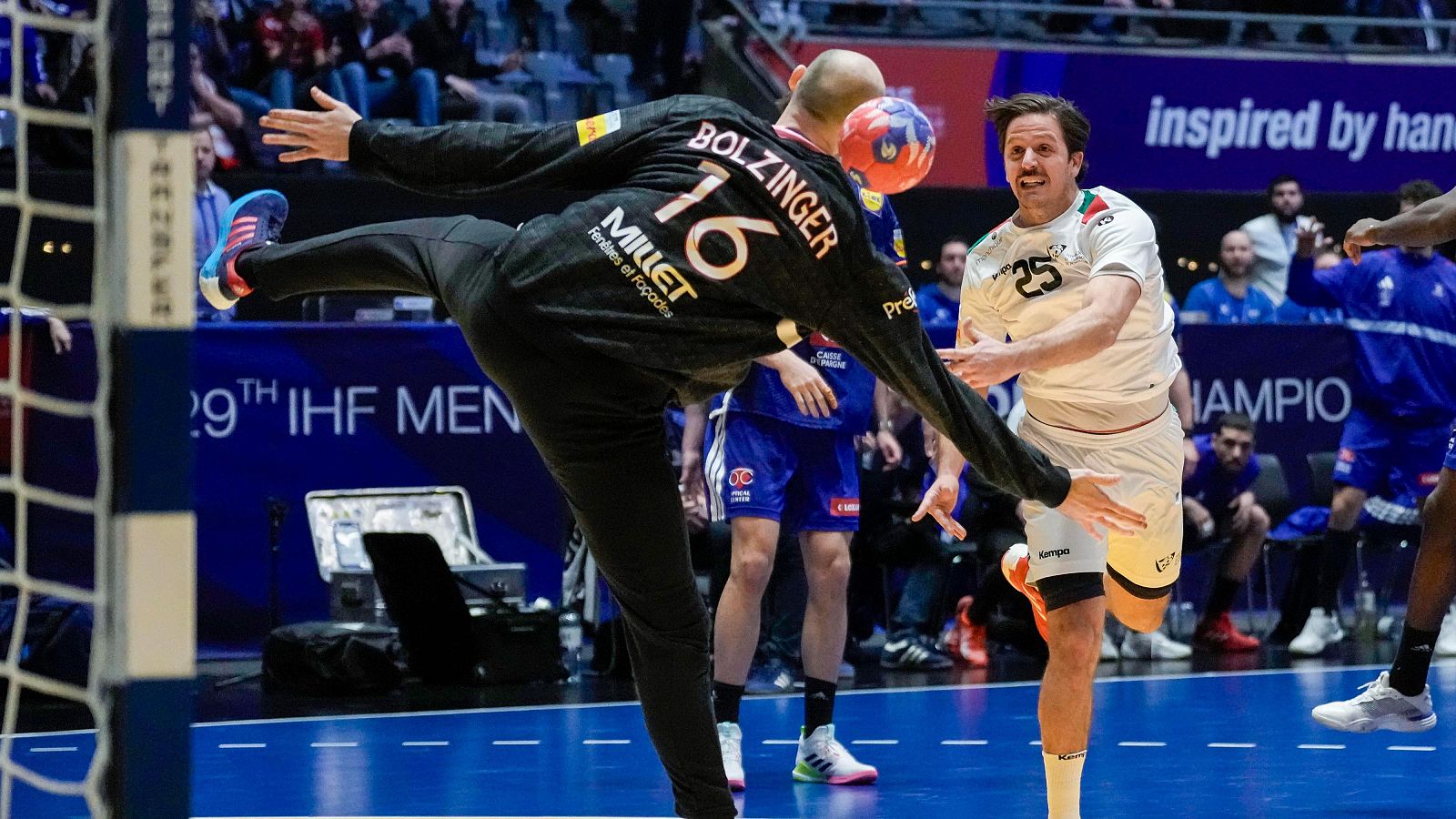 Mundial balonmano | La oreja de Bolzinger frena a Portugal y da a Francia el bronce - Mundiales de Balonmano | Ver