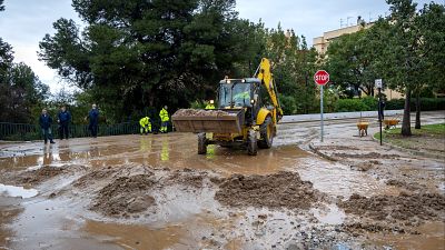 Inundaciones a causa de las lluvias en Torremolinos, M�laga | Ver