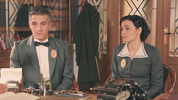 Salón de té La Moderna - Trini ayuda a Marcelina a conseguir el trabajo