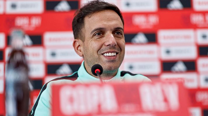 Copa del Rey - Borja Jiménez, a RTVE: "Antes era un árbitro el que interpretaba, ahora son dos o tres"