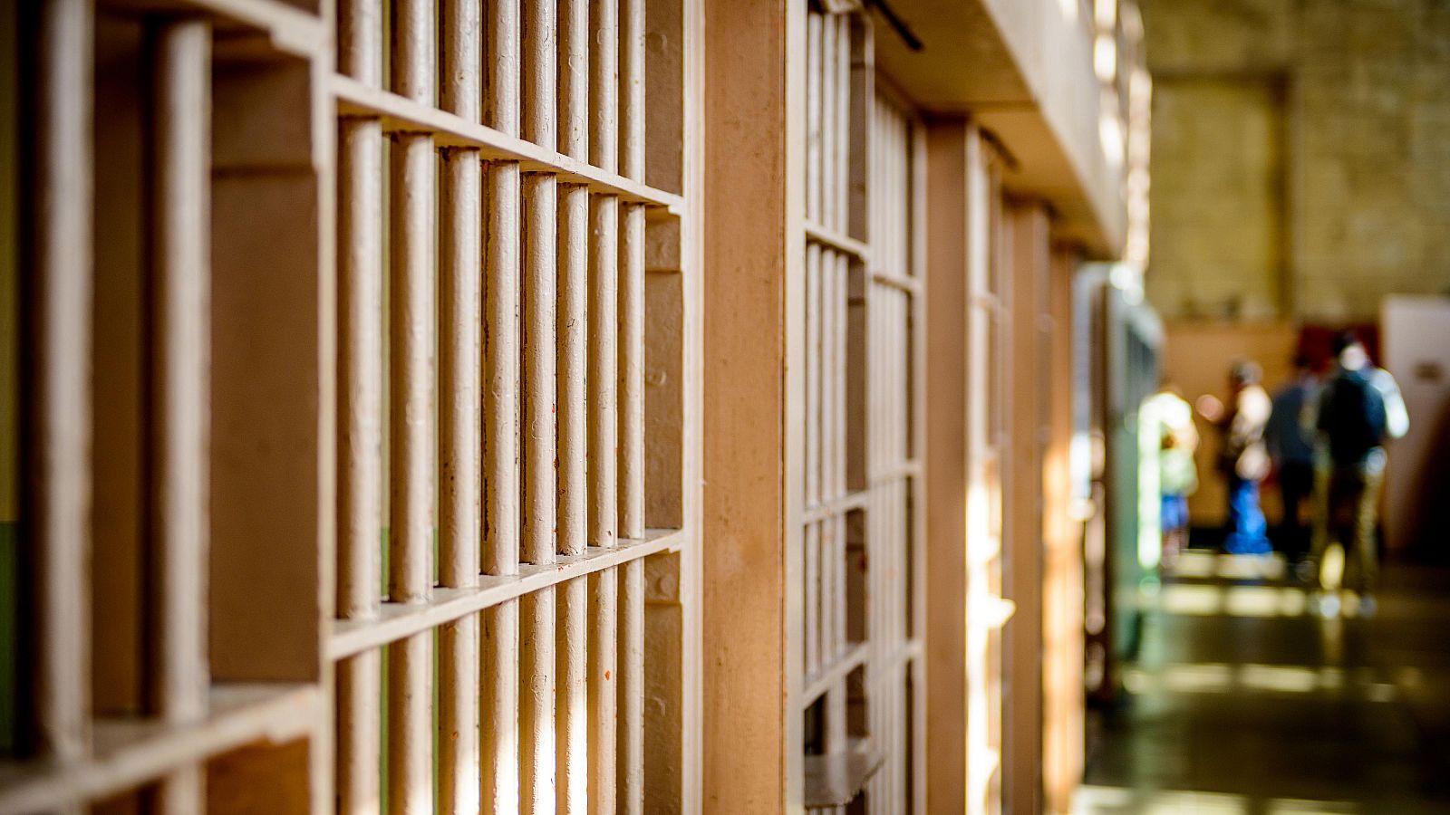 Suspendida la orden de Trump contra las presas transgénero | Ver