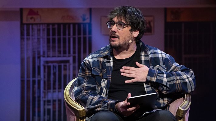 Al cielo con ella - Tomás Fuentes adivina el futuro a través de una hortaliza