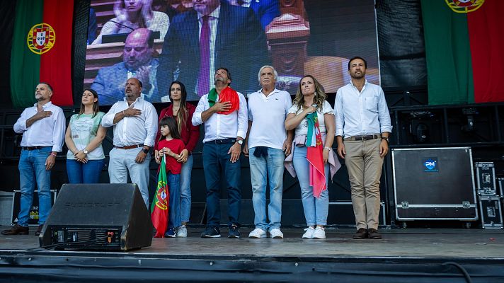 Telediario 1 - Escándalo en la ultraderecha de Portugal: acusan a un concejal de Chega por prostitución de menores