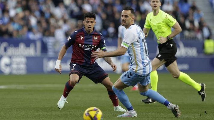 Resúmenes de LaLiga - Málaga - Levante: resumen del partido, 26ª jornada