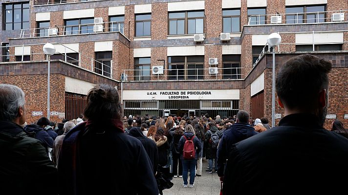 Telediario 2 - Sanidad publica el listado provisional de notas de los exámenes MIR