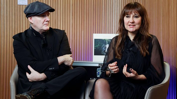 Telediario 1 - Amaral lanza 'Dolce vita', un álbum que canta a la euforia