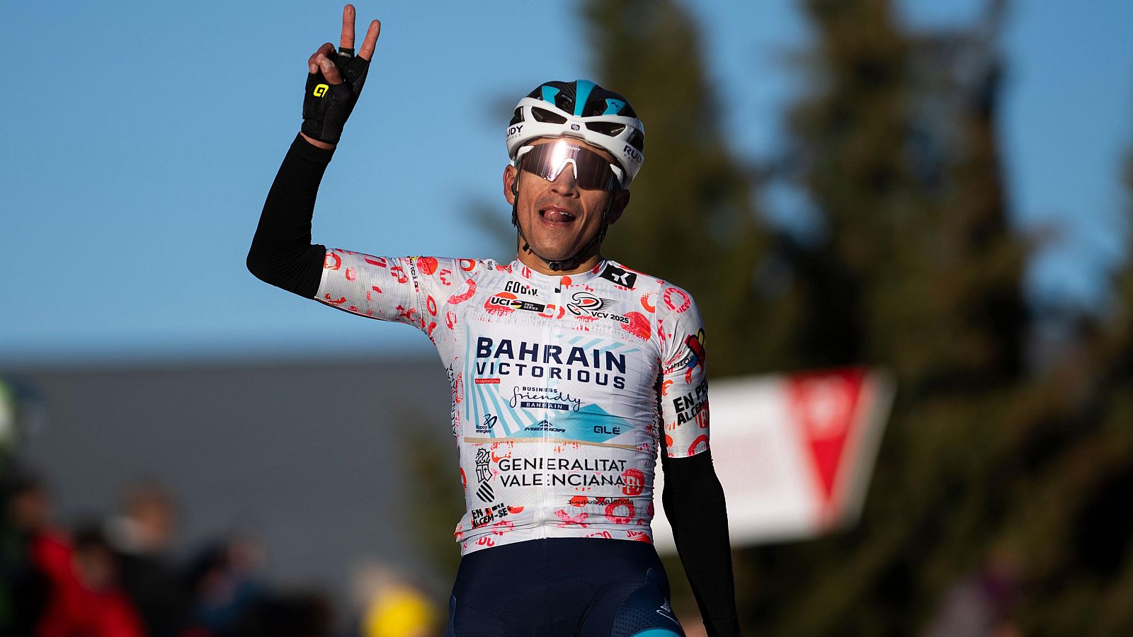 Santiago Buitrago, líder de la Volta a la Comunitat Valenciana - Ciclismo | Ver