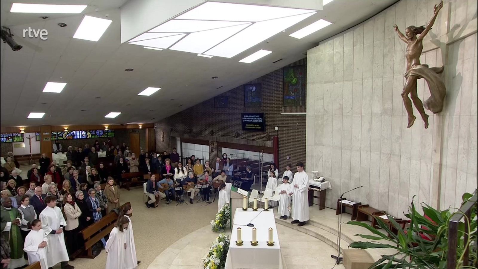 El Día del Señor - Parroquia de San Bruno, Madrid - ver ahora