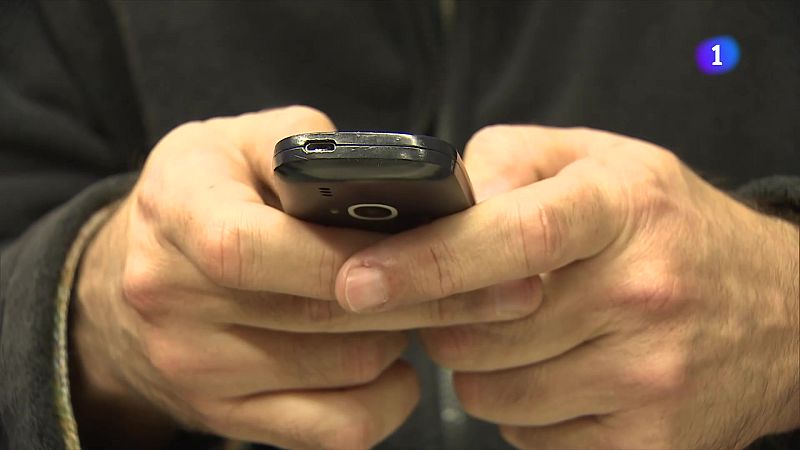 Com és viure sense un 'smartphone'?