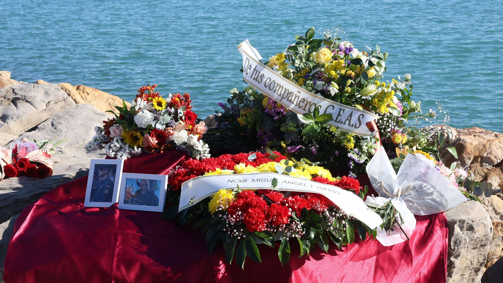 Barbate pide "justicia" para los dos guardias civiles arrollados | Ver