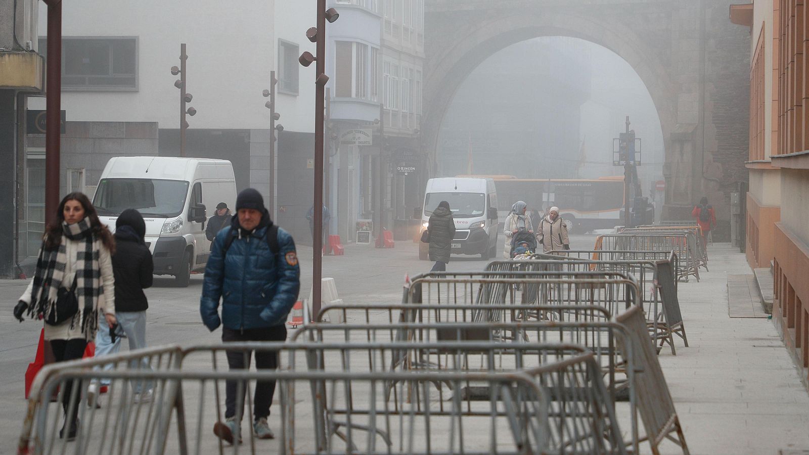 La semana arranca con lluvias débiles en el norte y máximas en aumento - El tiempo | Ver