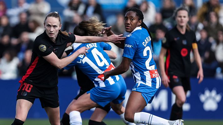 Los Deportes de La1 - El Espanyol denuncia los tocamientos de Mapi León a Daniela Caracas en el derbi