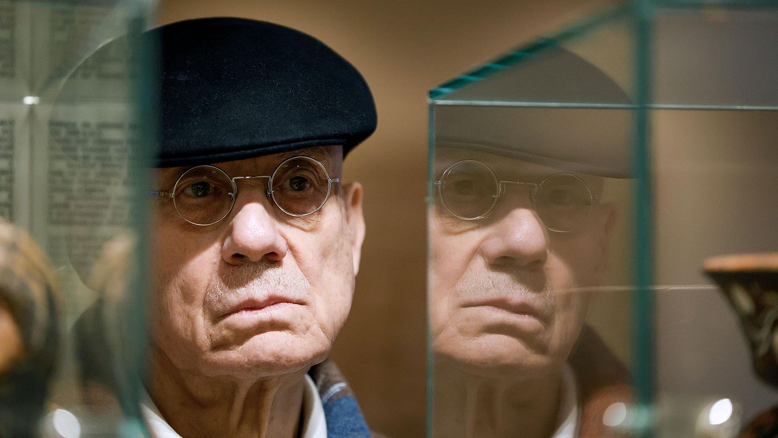 James Ellroy presenta su nuevo libro: 'Los seductores' - Telediario 1 | Ver