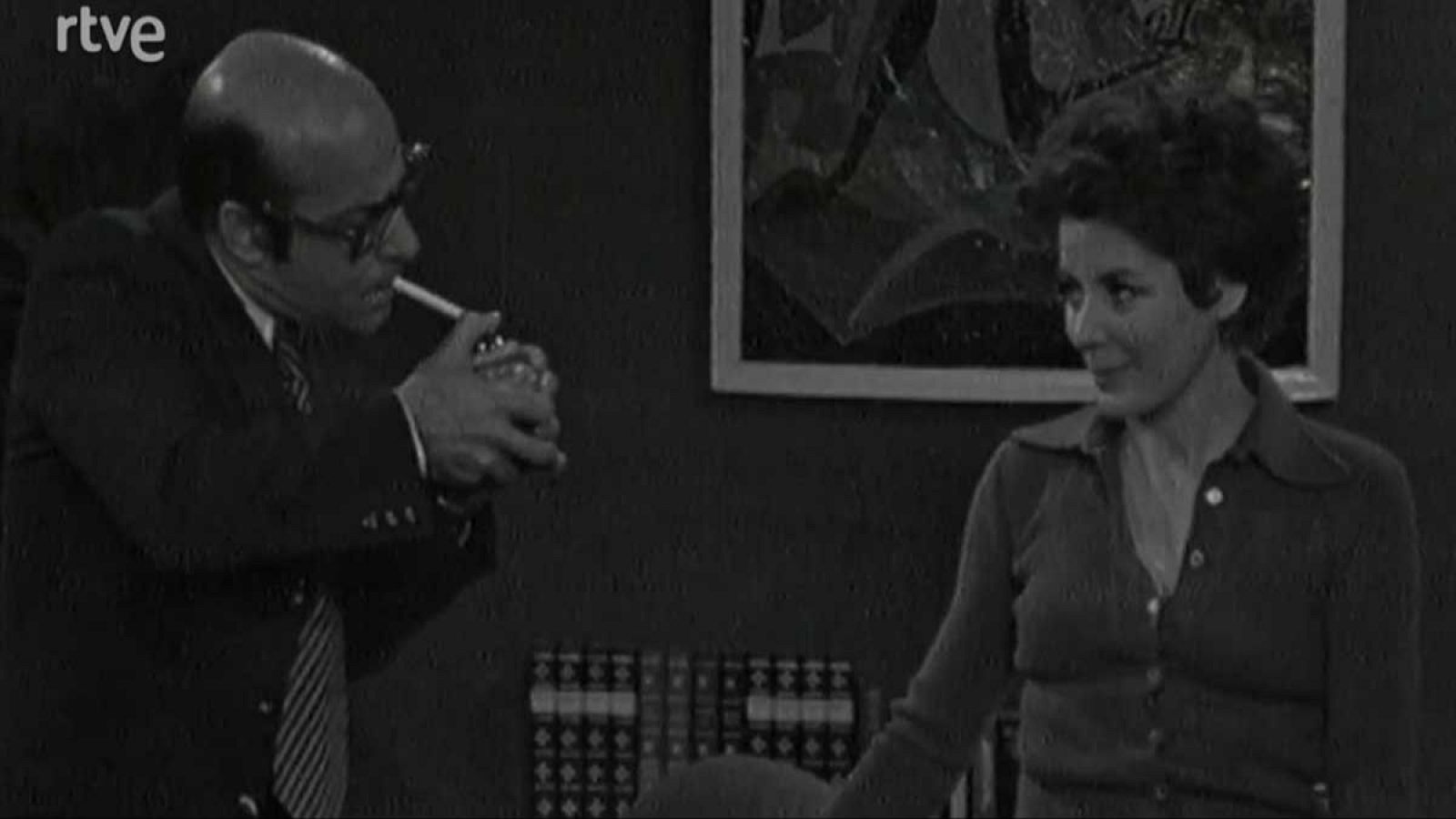 Pili, secretaria ideal - La condesa - Pili, secretaria ideal | Ver