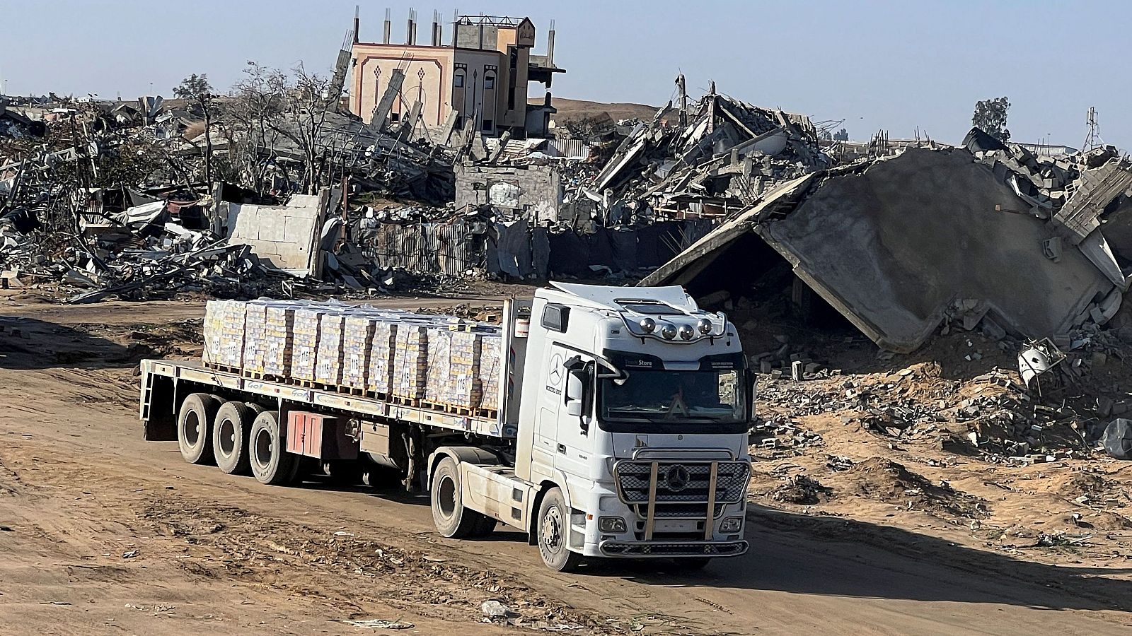 Hamás asegura que cumplirá con su parte del acuerdo y liberará tres rehenes el sábado | Ver