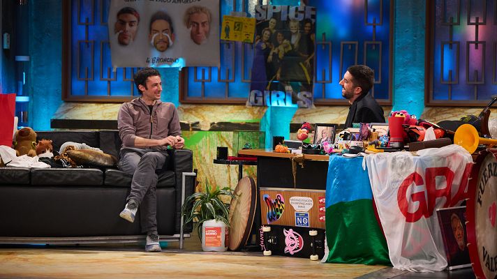 La Revuelta - Kílian Jornet: "Tampoco hay que ensalzar tanto el deporte"