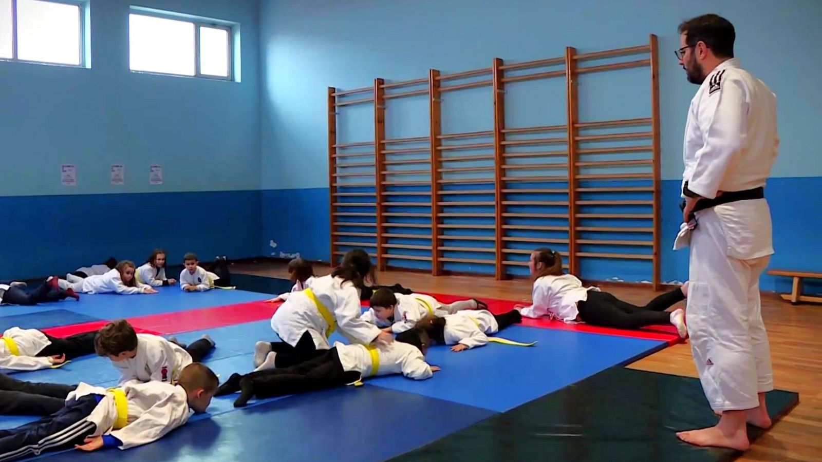 El judo femenino se 'supera' en el entorno rural de Santiago - Los Deportes de La1 | Ver