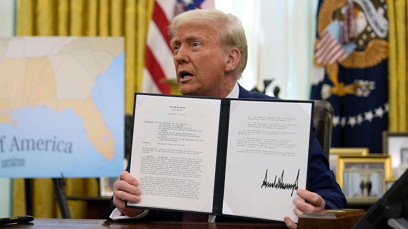 Trump firma una orden ejecutiva para imponer aranceles "recíprocos" contra impuestos como el IVA en Europa