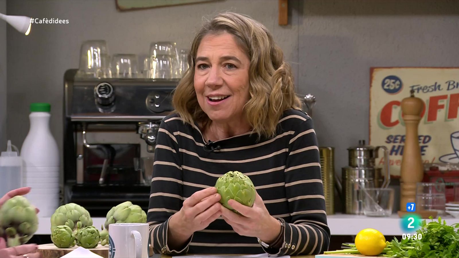 Com hem de cuinar les carxofes? - Cafè d'idees | Veure