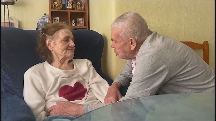 Telediario 1 - Desiderio y María Soledad: "Toda la vida juntos, no nos separen ahora"