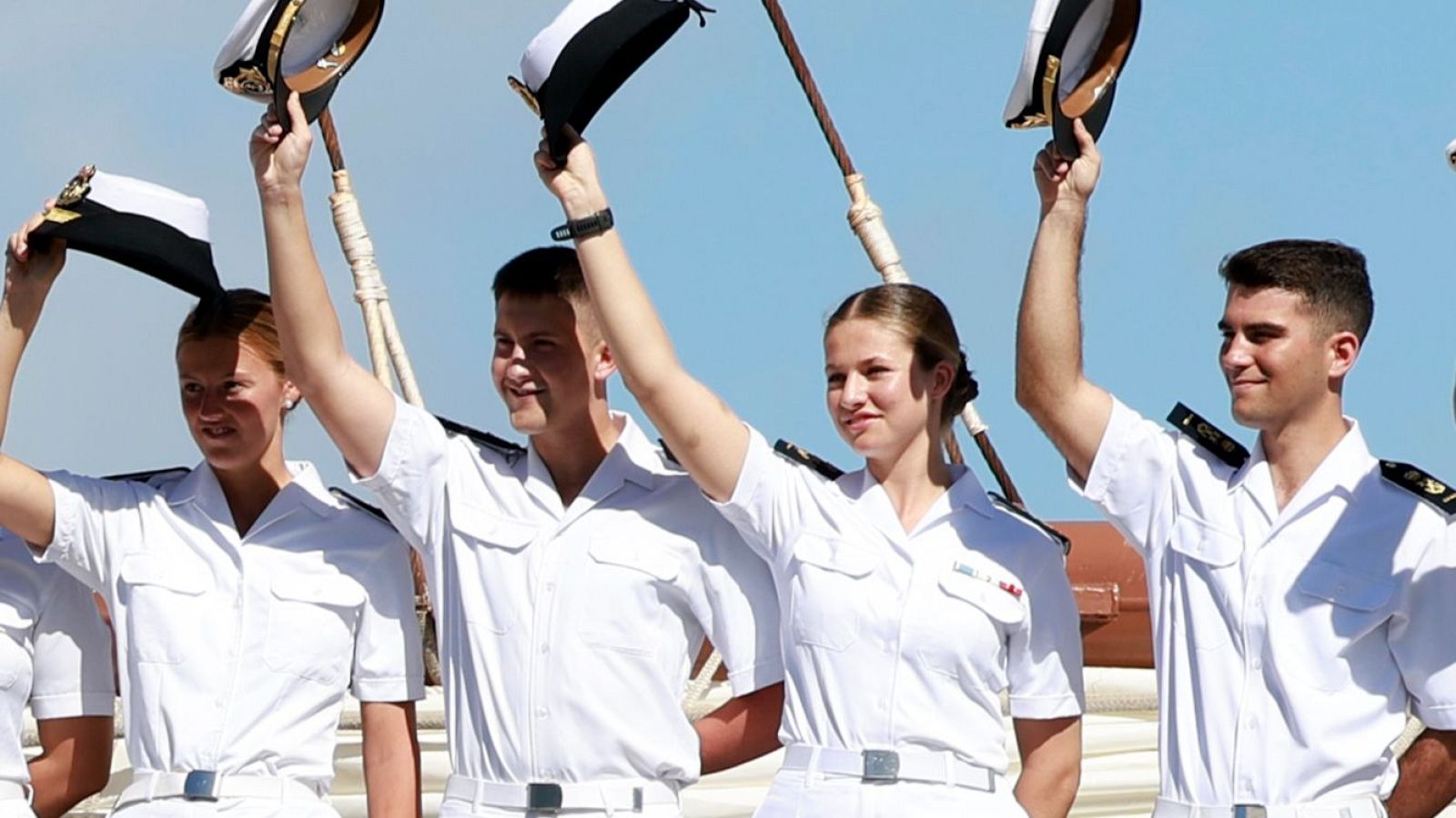 Princesa Leonor: Desembarca junto a sus compañeros en Brasil, primera escala del Elcano en el extranjero - Modo Digital | Ver