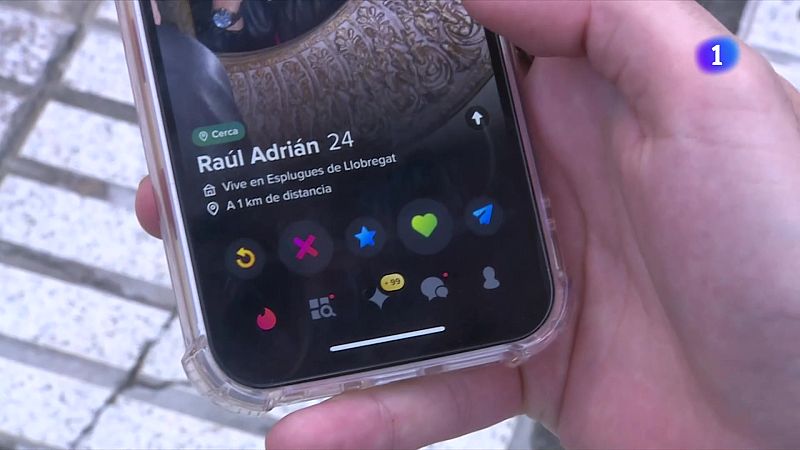 'Speed dating': tornen les cites cara a cara pel desamor amb les aplicacions - L'Informatiu | Veure