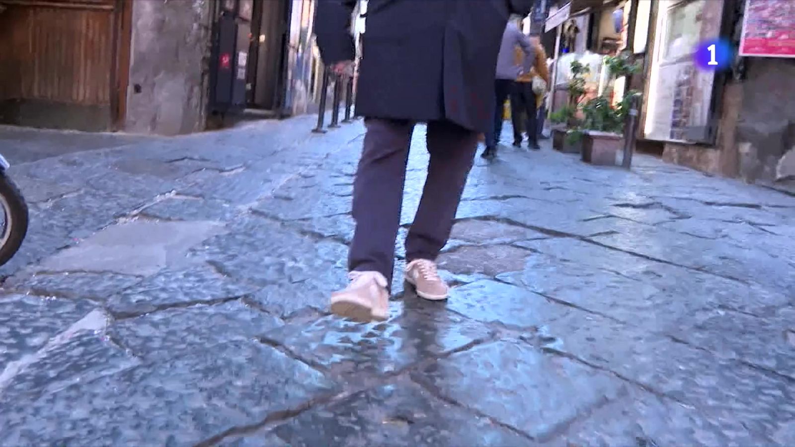 En el amor y en la guerra: vuelve Falcones | Ver