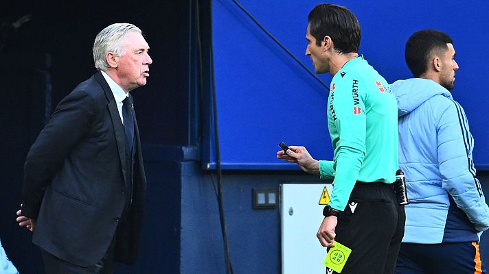 Fútbol - Ancelotti: "Bellingham no ha hecho nada para ser expulsado, el árbitro se ha equivocado en la traducción"