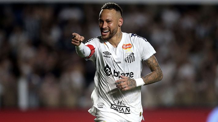 Fútbol - Neymar vuelve a sonreír: primer gol con el Santos y asistencia