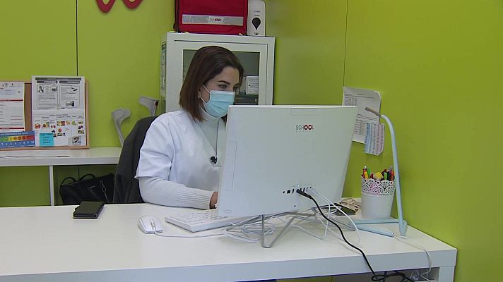 Telediario 1 - En España hay nueve veces menos enfermeras en centros escolares que la media europea