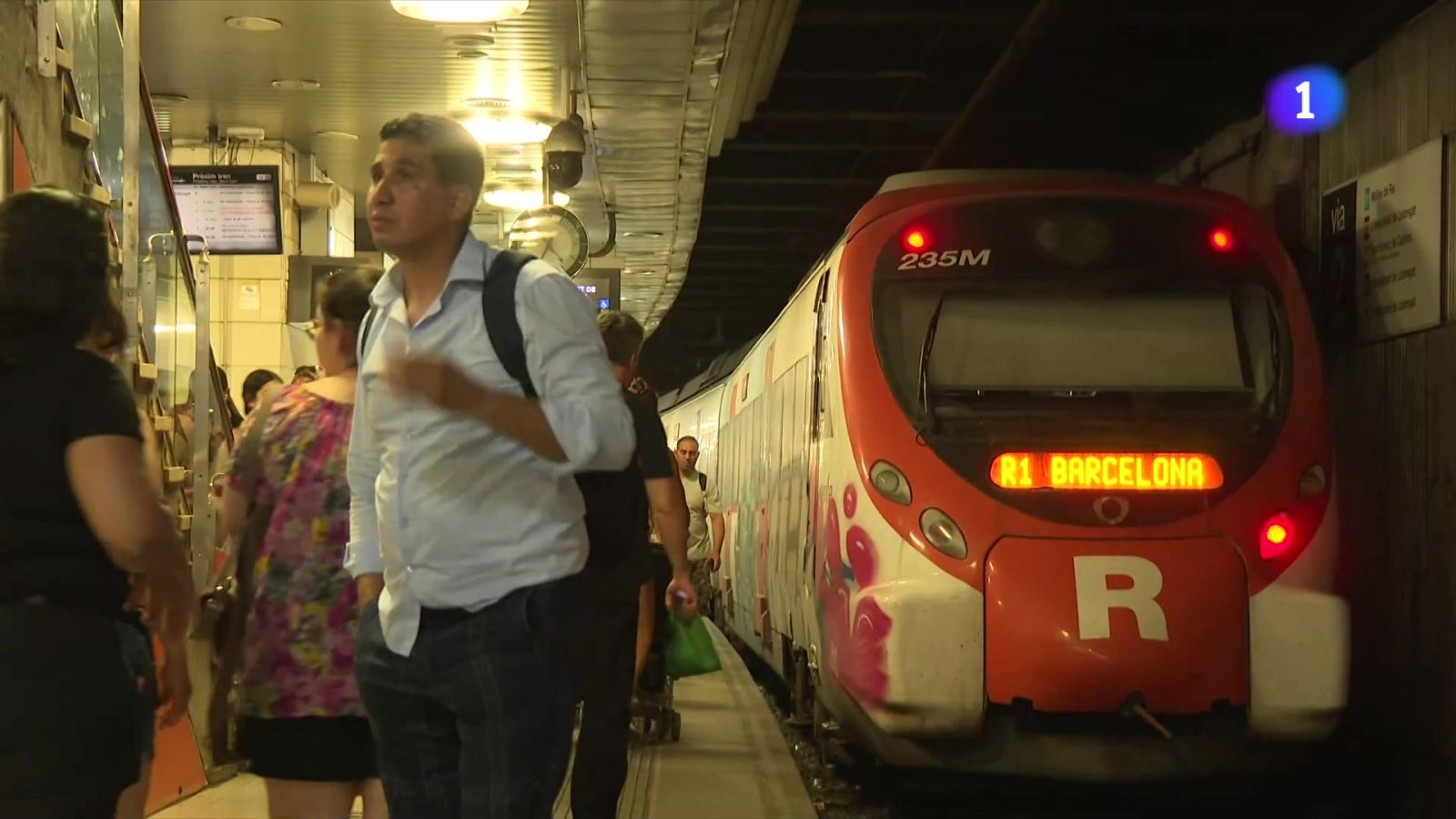 La nova empresa mixta que gestionarà Rodalies a Catalunya estarà operativa el 2026 - L'Informatiu | Veure