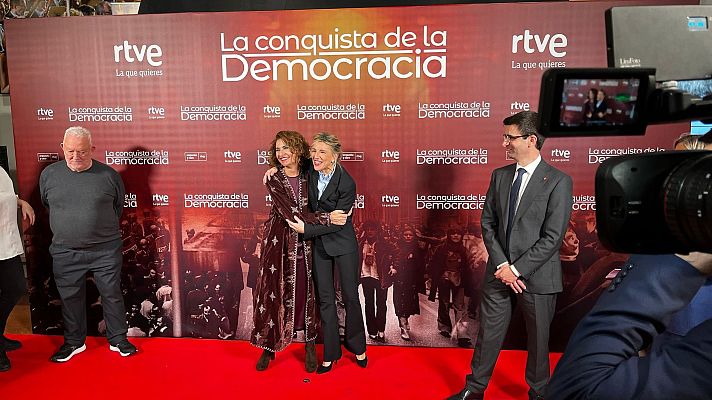  - Montero dice que "puede haber discrepancias puntuales en el Gobierno" pero apuesta por el diálogo como Díaz