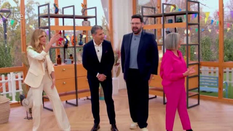 Antonio Lobato provoca el pánico en 'Bake Off'