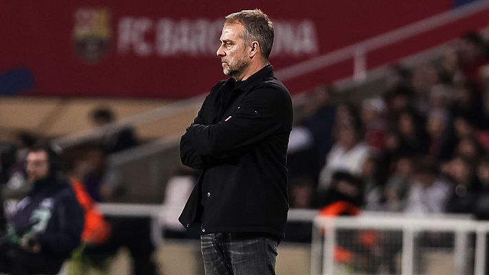 Fútbol - Flick: "Ser líder no cambia nada"