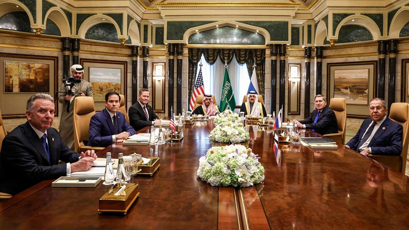 Guerra en Ucrania: Rusia y EE.UU. se reúnen en Riad - Informativo 24h | Ver