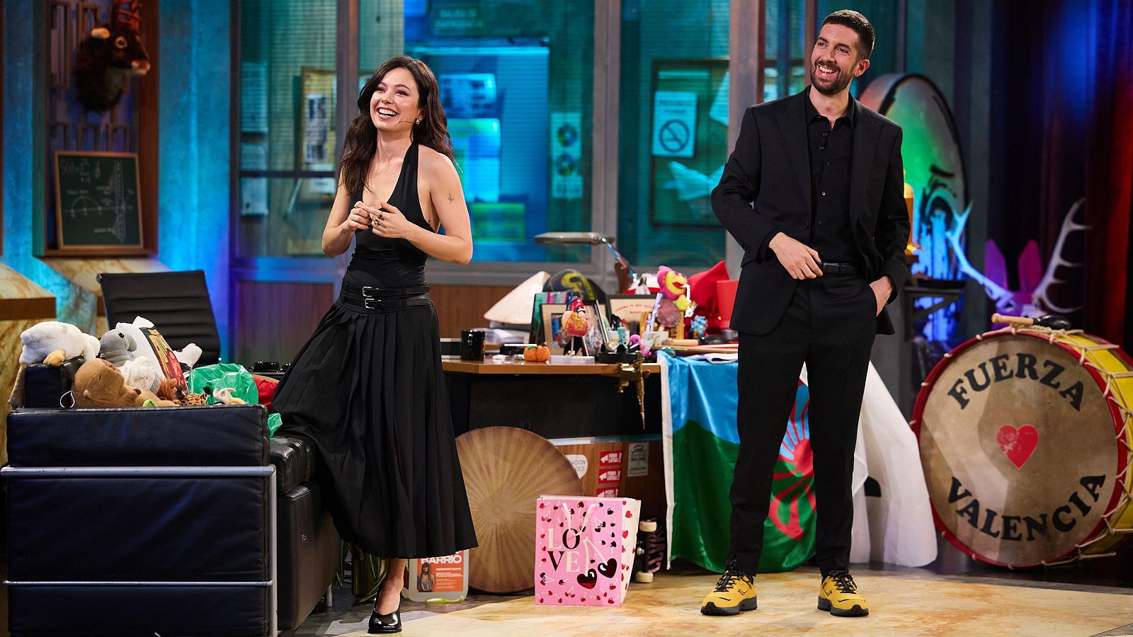 La Revuelta | ¿Cuál fue la edad favorita de Anna Castillo? 18/2/25 - La Revuelta | Ver