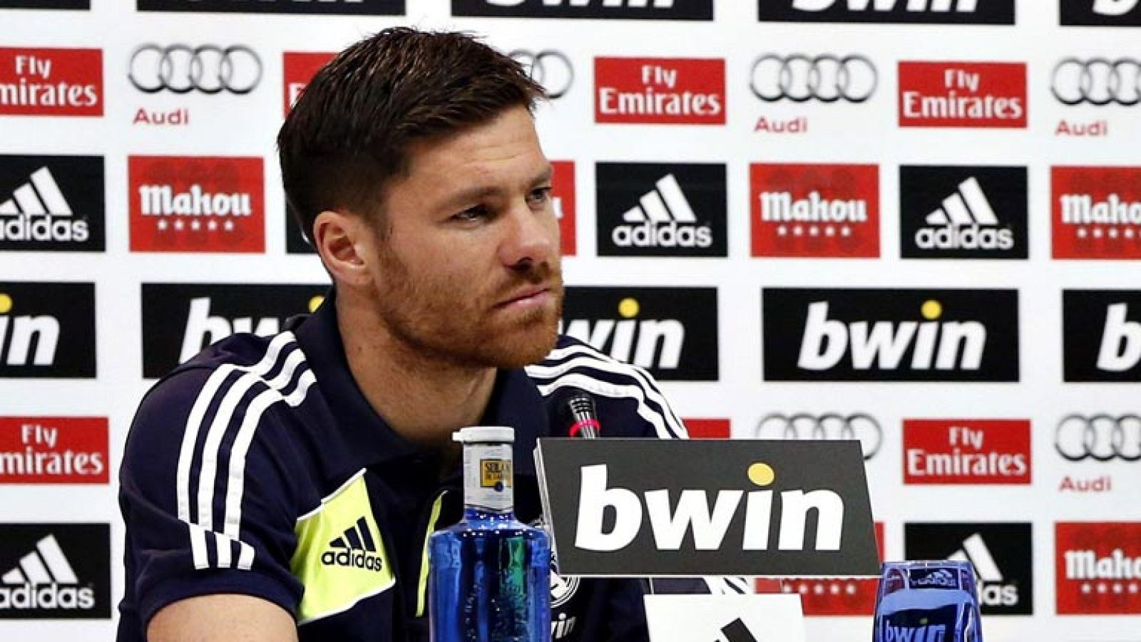 Alonso responde a la prensa por la ausencia de Mourino | Ver