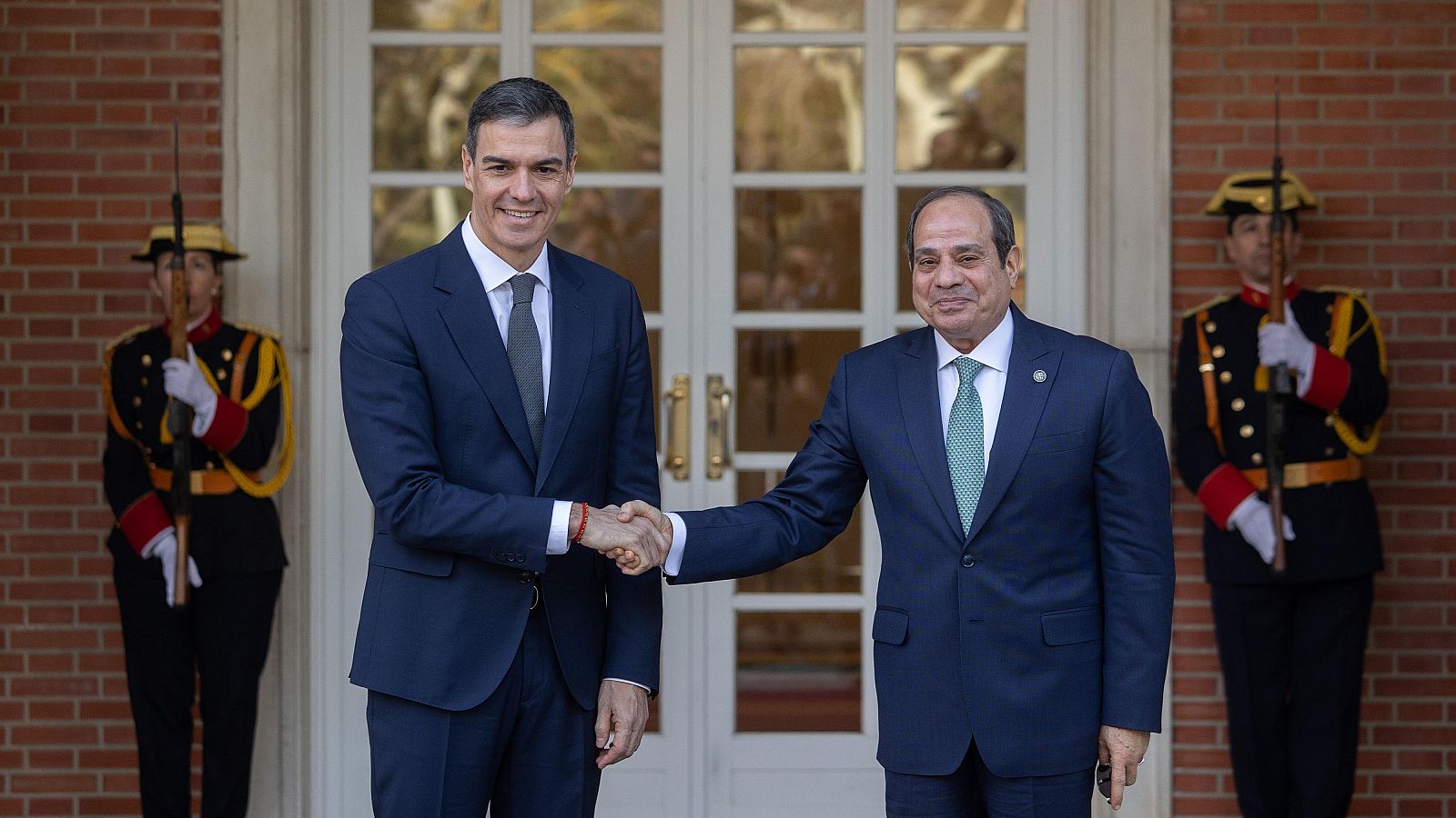 Sánchez y Al Sisi muestran su rechazo al "desplazamiento forzoso" de los gazatíes propuesto por Trump - Telediario 1 | Ver