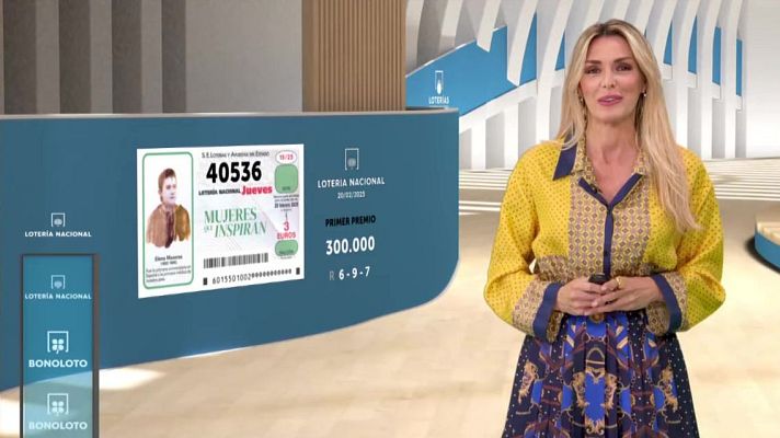 Presentadora en estudio de TV anuncia el número premiado 40536 (300.000€) del sorteo de Lotería Nacional del 20/07/2023, serie \"Mujeres que inspiran\".  Se ven reintegros y logotipos.