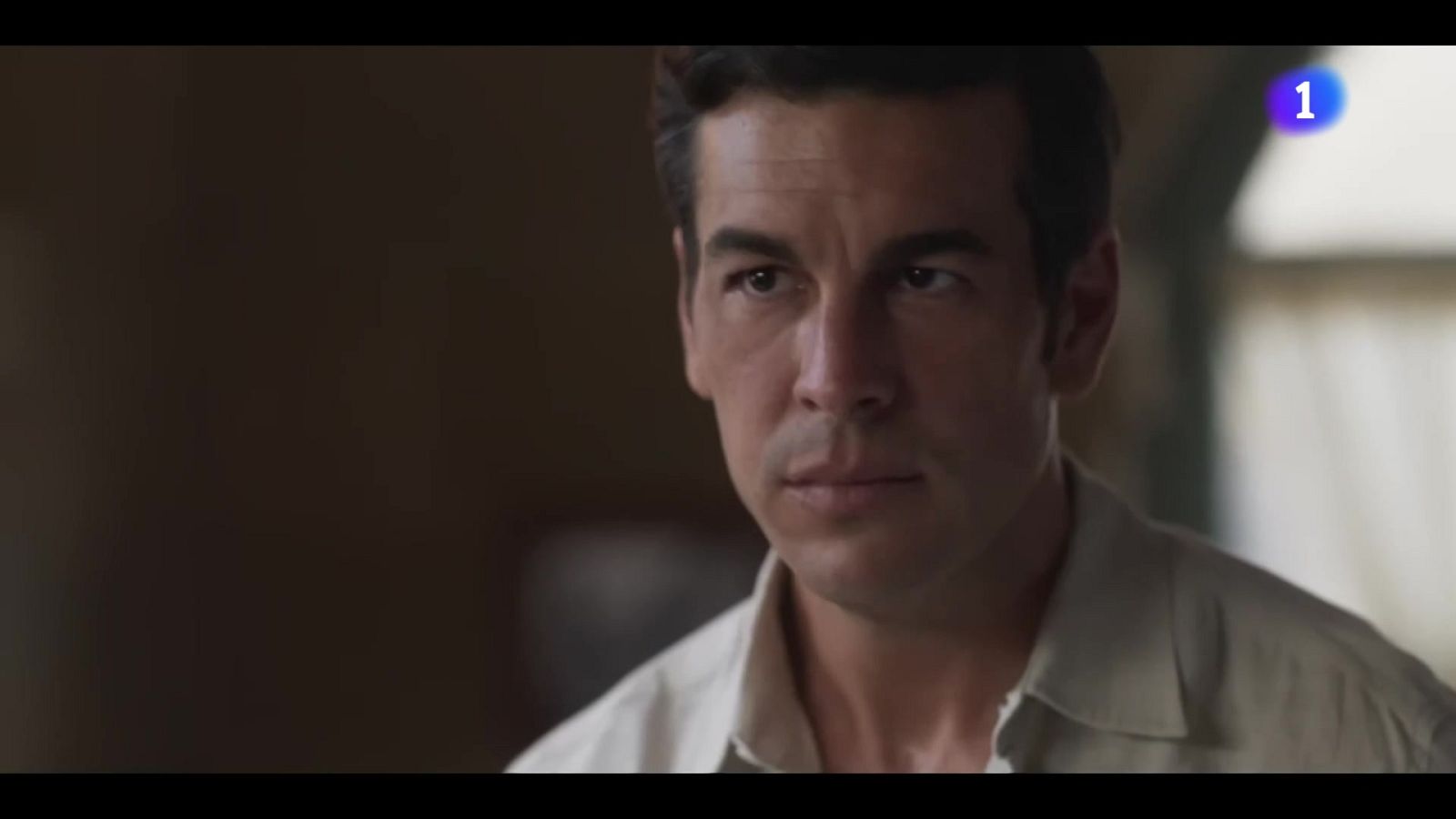 'El secreto del orfebre', protagonitzada per Mario Casas i Michelle Jenner - L'Informatiu | Veure